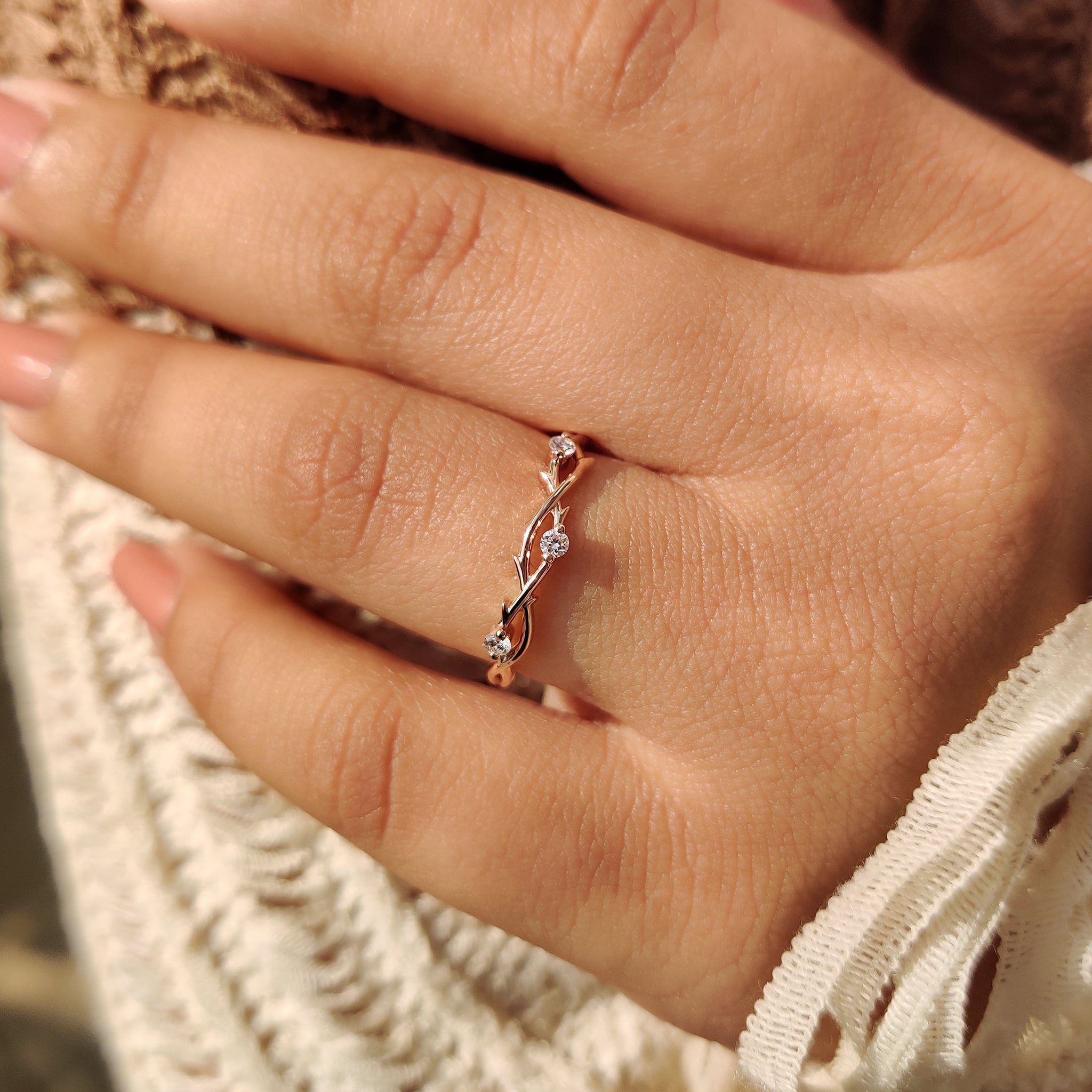 Round Cut Diamond Nature Inspired Wedding Band