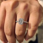 Emerald Engagement Ring in Dazzling Beauty