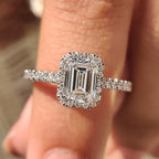 Emerald Engagement Ring in Dazzling Beauty