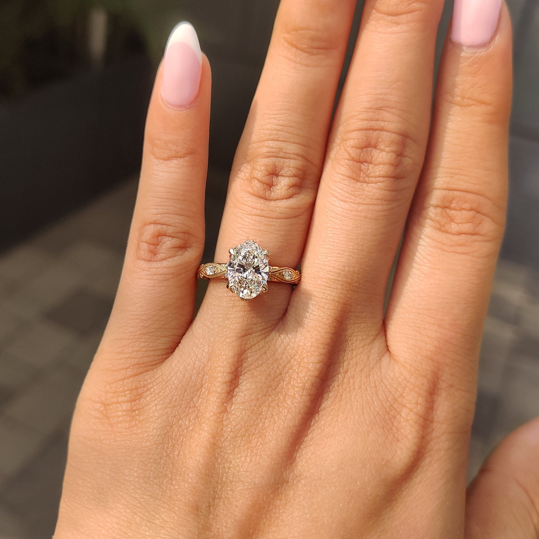 Vintage Art Deco Oval Cut Diamond Ring