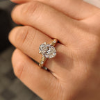 Vintage Art Deco Oval Cut Diamond Ring
