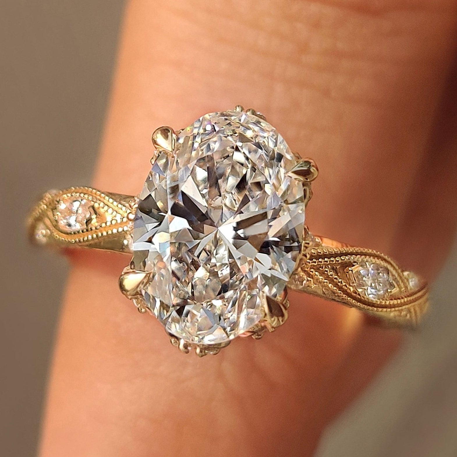 Vintage Art Deco Oval Cut Diamond Ring