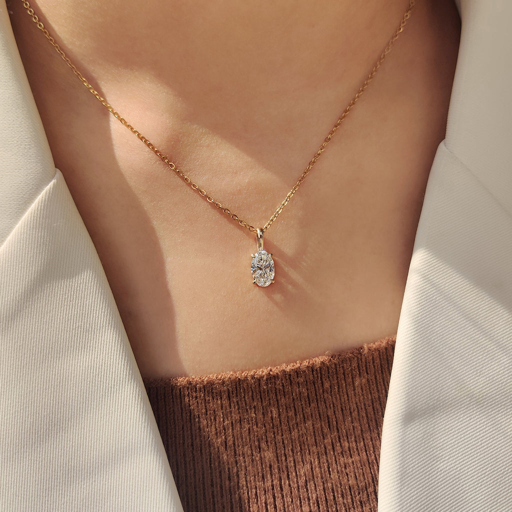 Oval Diamond Pendant With Four Claw prong