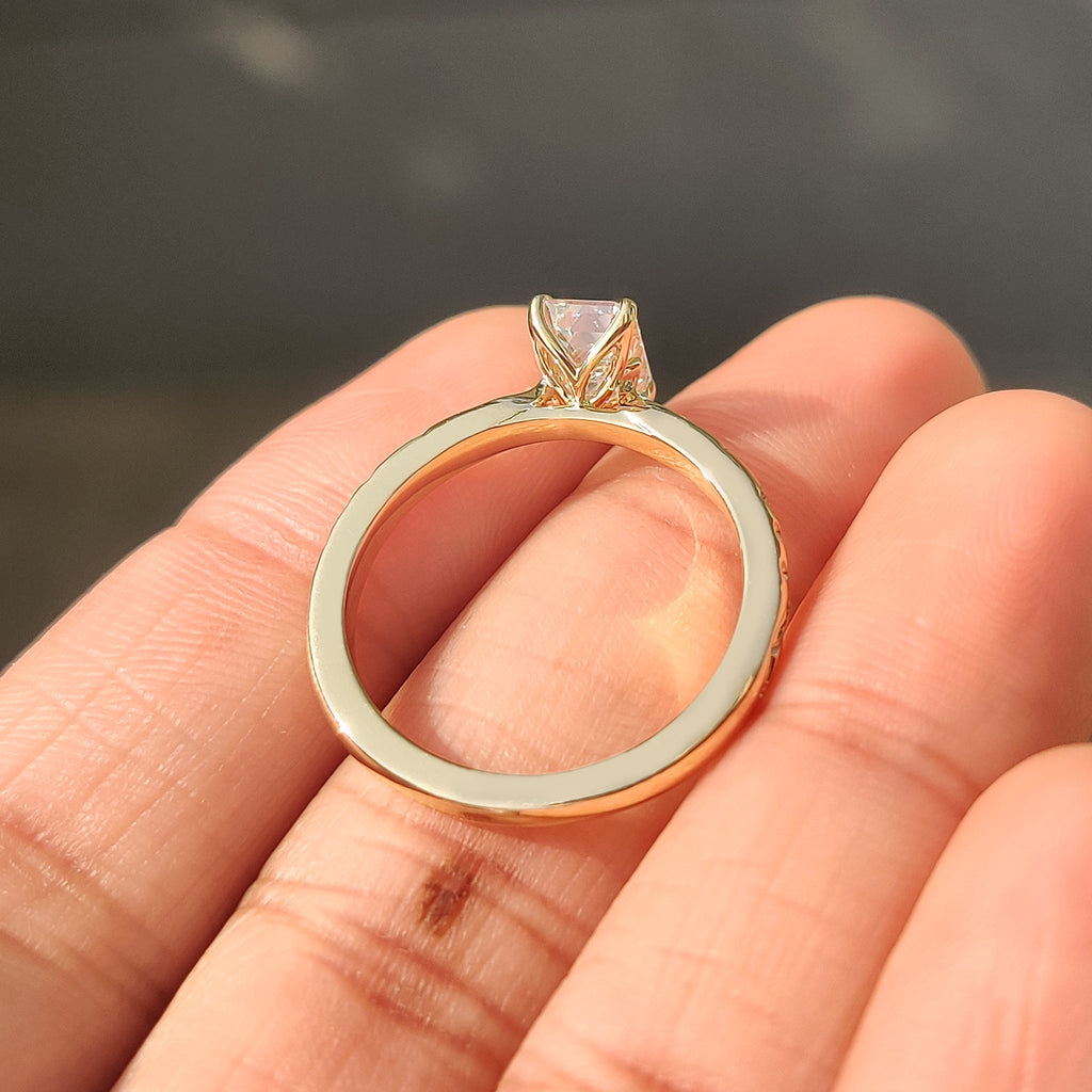 Hand Engraved Nature Inspired Emerald Diamond Ring