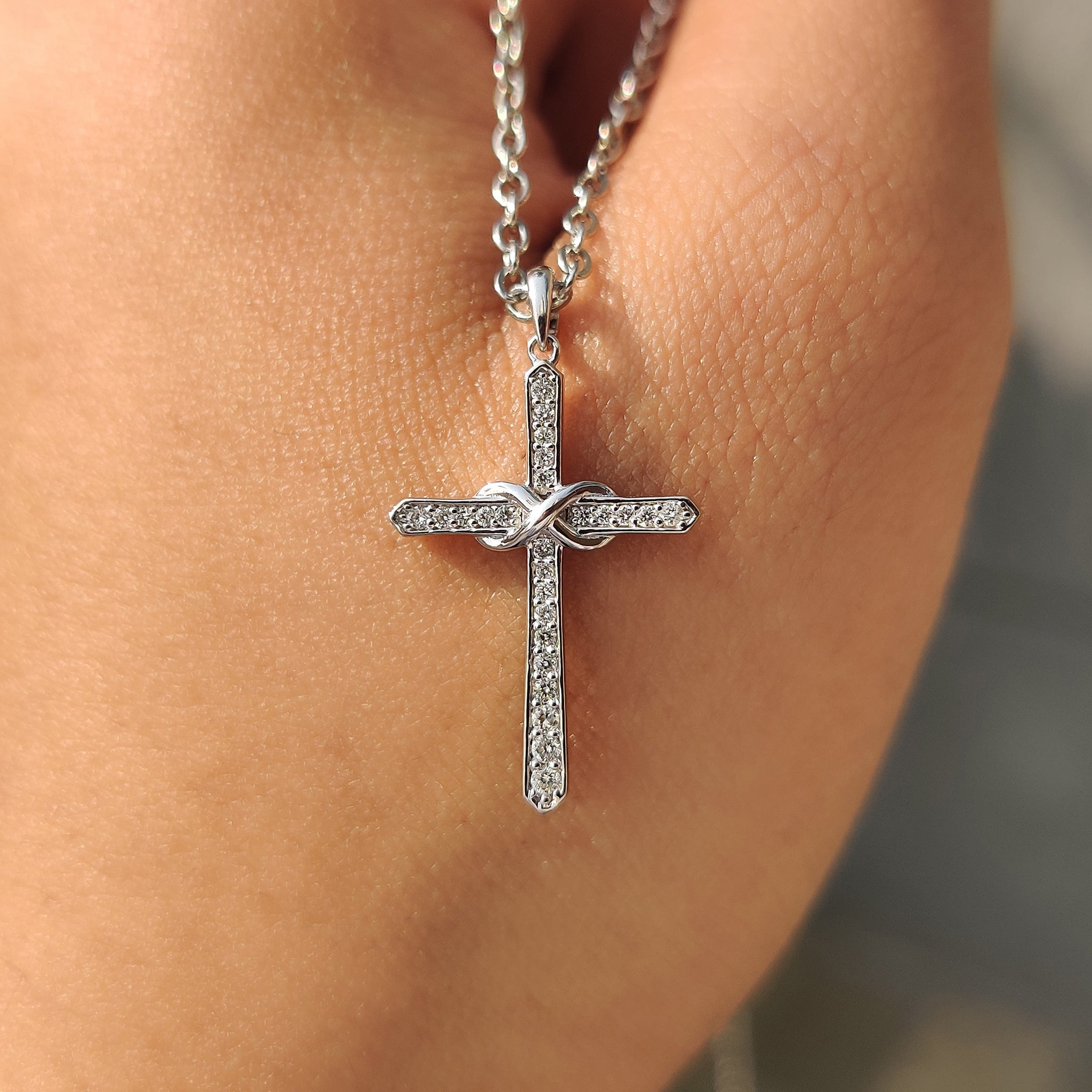 Classic Cross Round Diamond Pendant in Infinite style