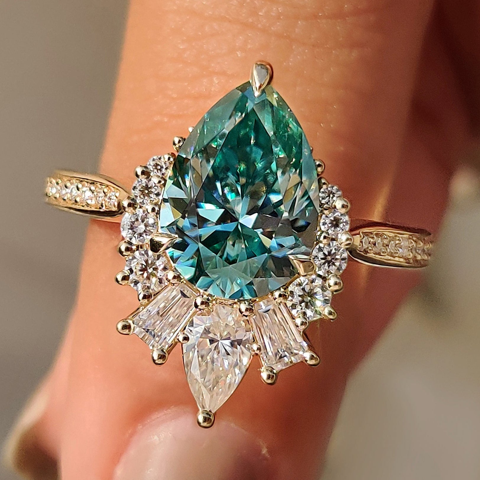 Green Pear Cut Vintage Cluster In Pave Style Main image