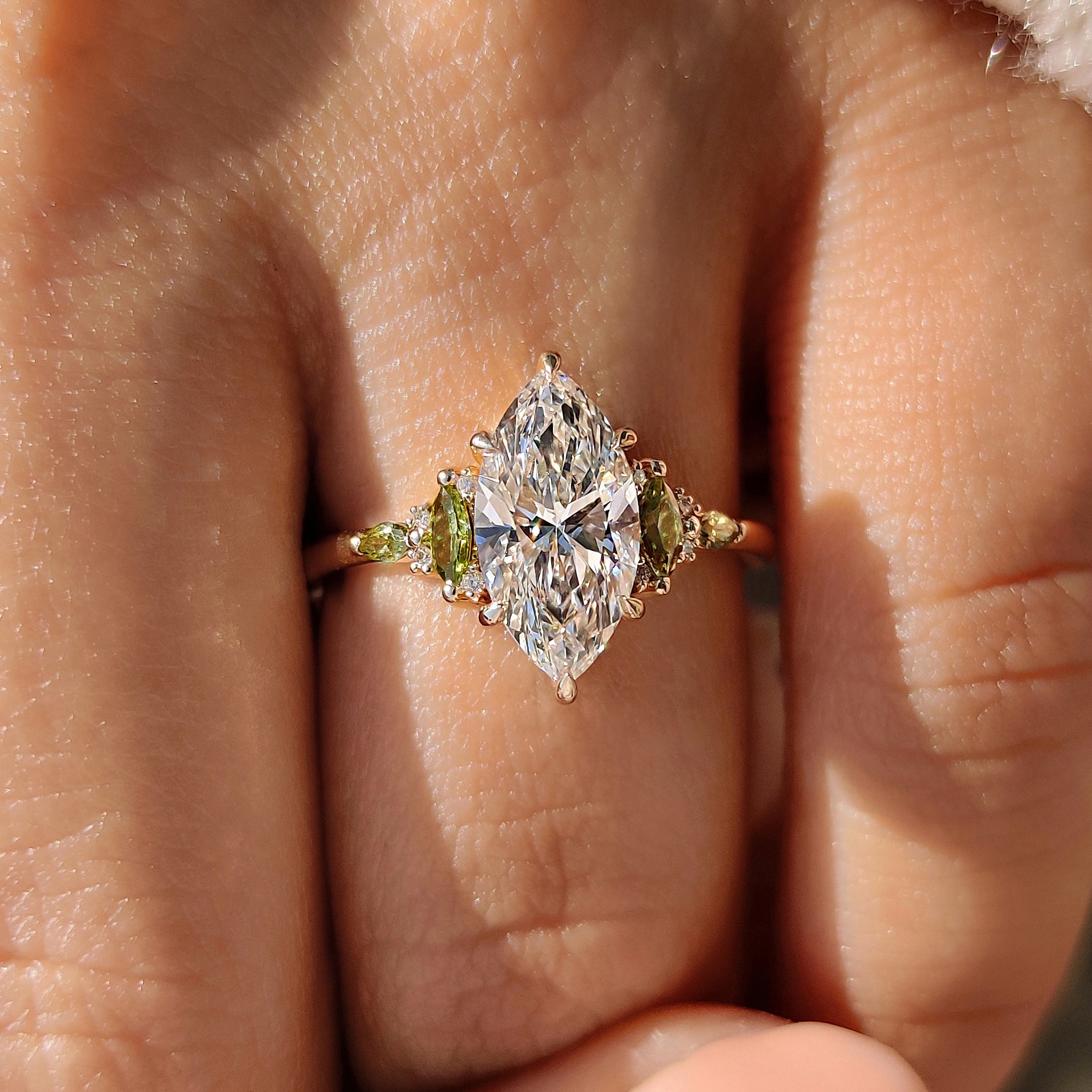 0.50 - 3 CT Marquise Diamond Ring in Muse Setting