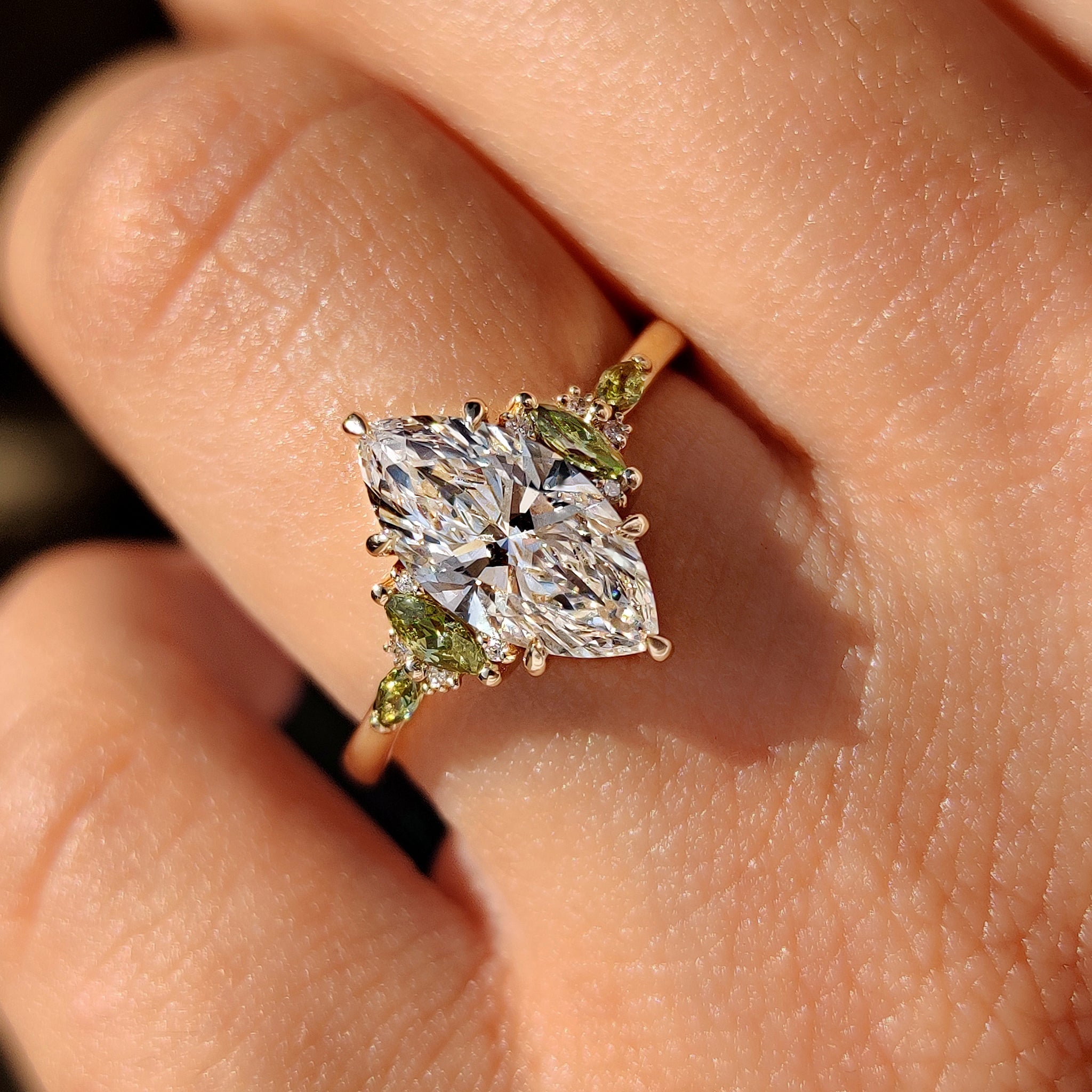 0.50 - 3 CT Marquise Diamond Ring in Muse Setting Secondary image
