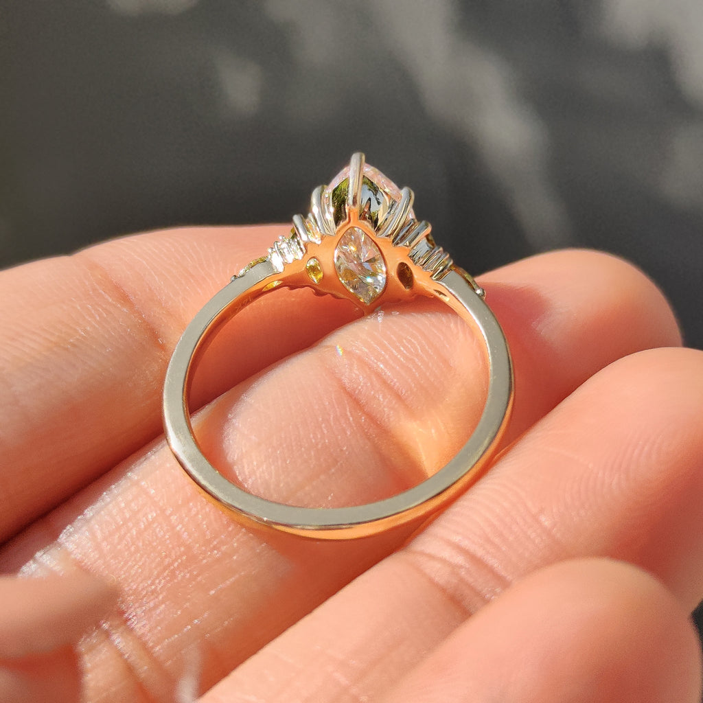0.50 - 3 CT Marquise Diamond Ring in Muse Setting