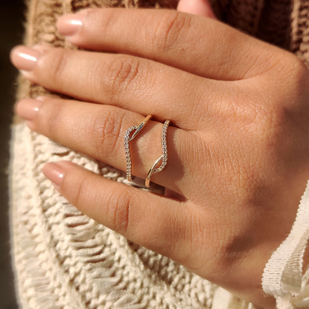 Round Diamond Enhancer Wedding Band
