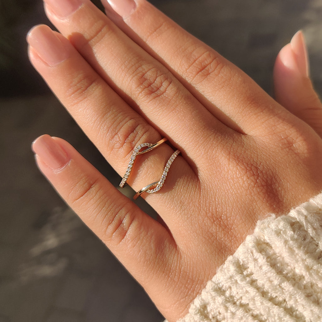 Round Diamond Enhancer Wedding Band