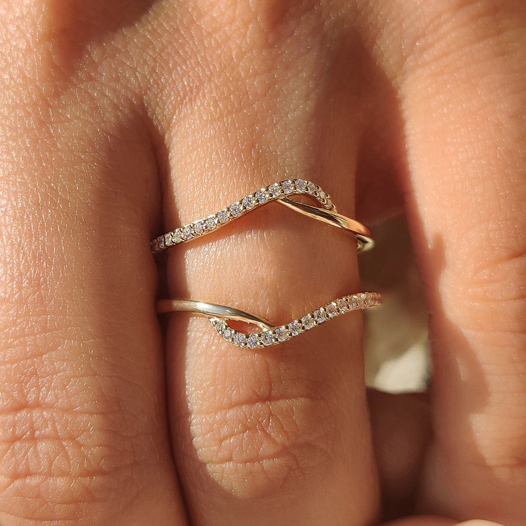 Round Diamond Enhancer Wedding Band