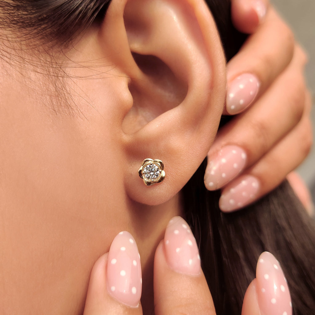 Round Cut Flower Shaped Diamond Earrings