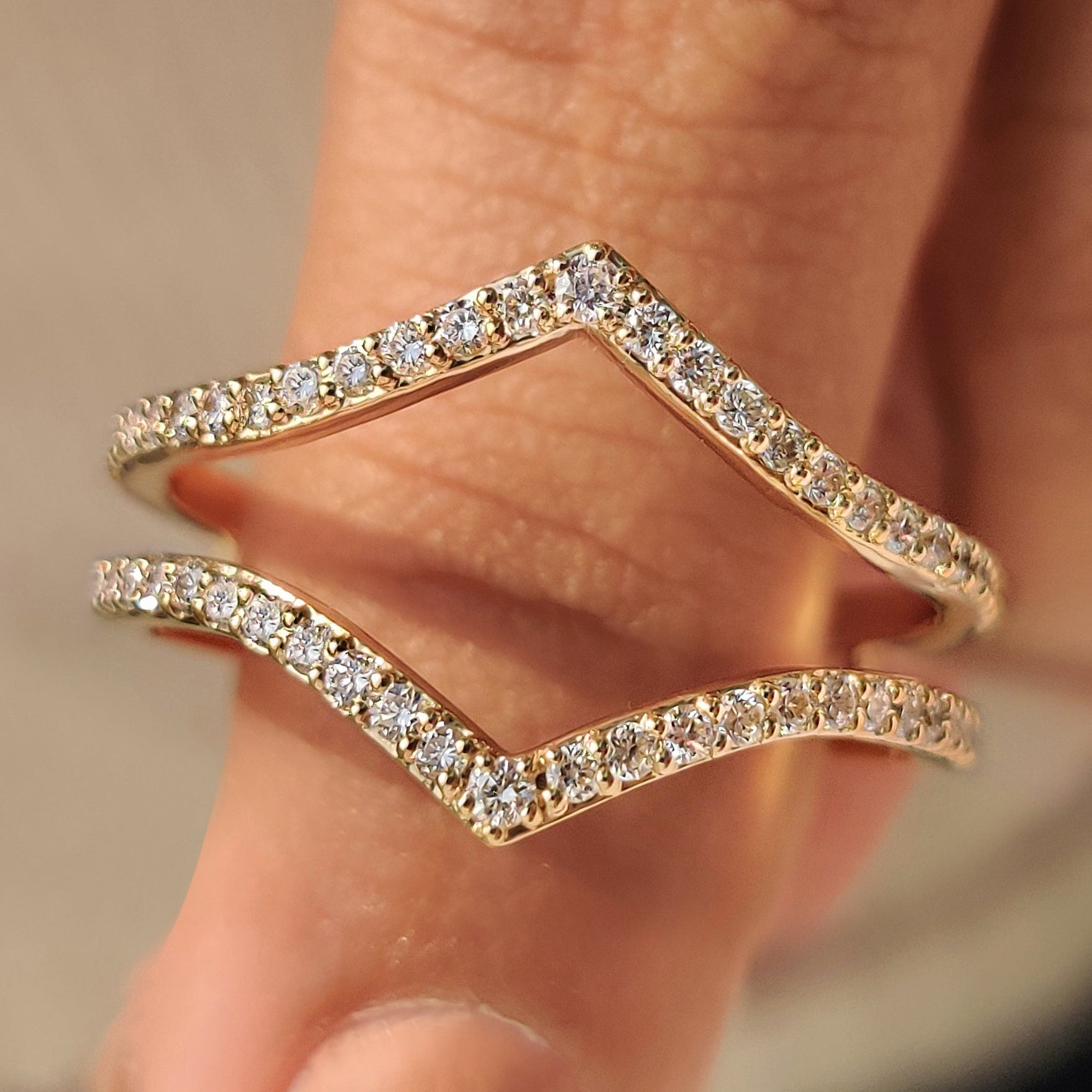 Round Diamond Enhancer V Shaped Wedding Band