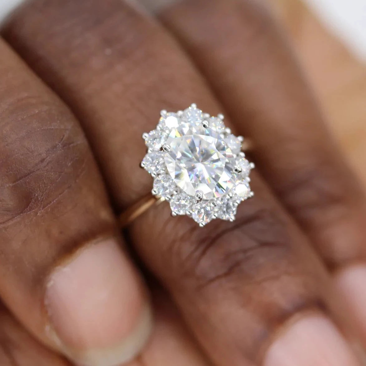 2.00 CT Oval Cut Moissanite Halo Engagement Ring