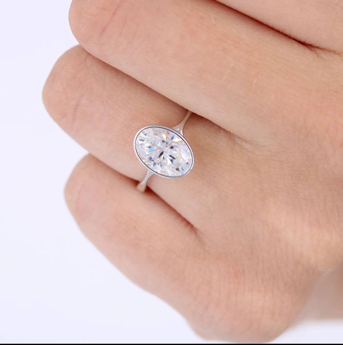 2.0 CT Oval Cut Moissanite Bezel Engagement Ring