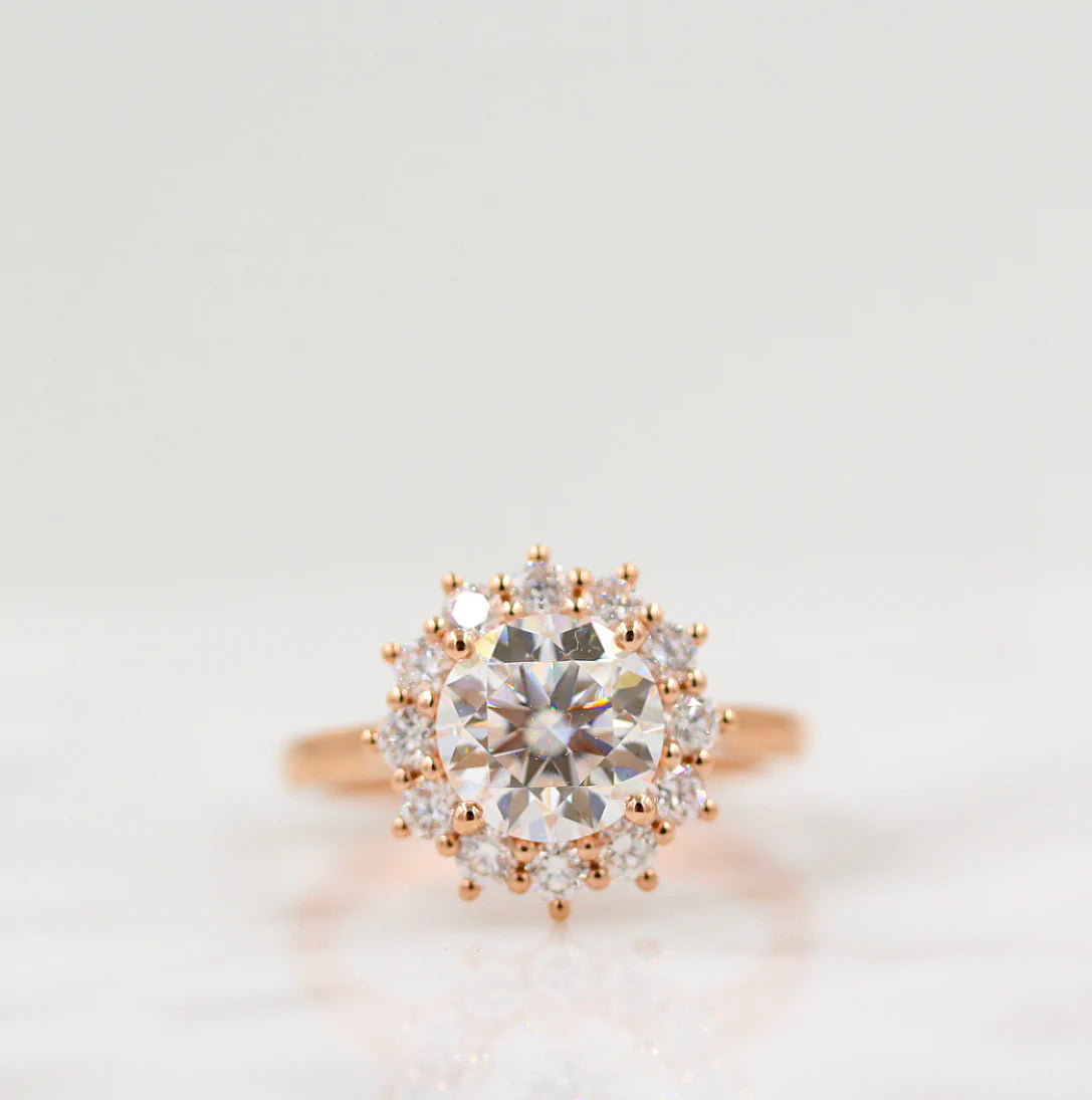 2.0 CT Round Cut Moissanite Halo Engagement Ring Image principale du produit