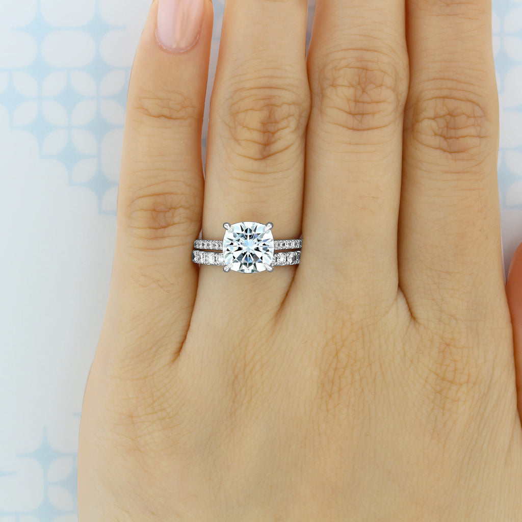 0.80 TCW Round Brilliant Cut Full Eternity Moissanite Wedding Band