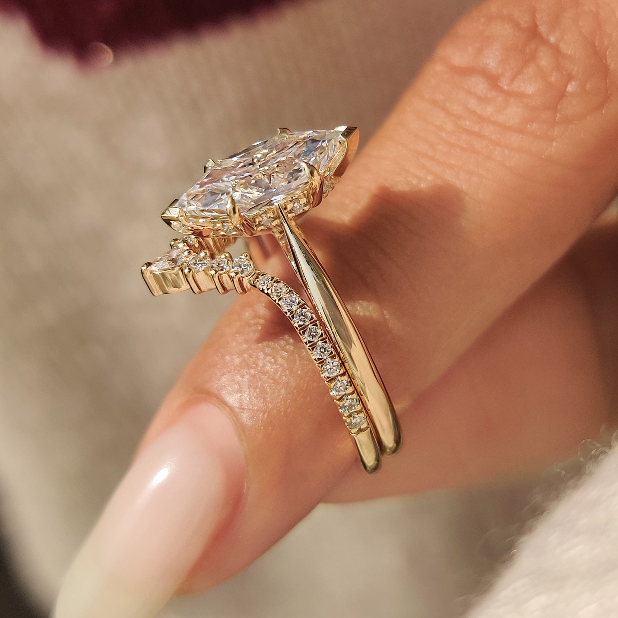 Dutch Marquise Solitaire Ring with Wedding Band in Curved Style