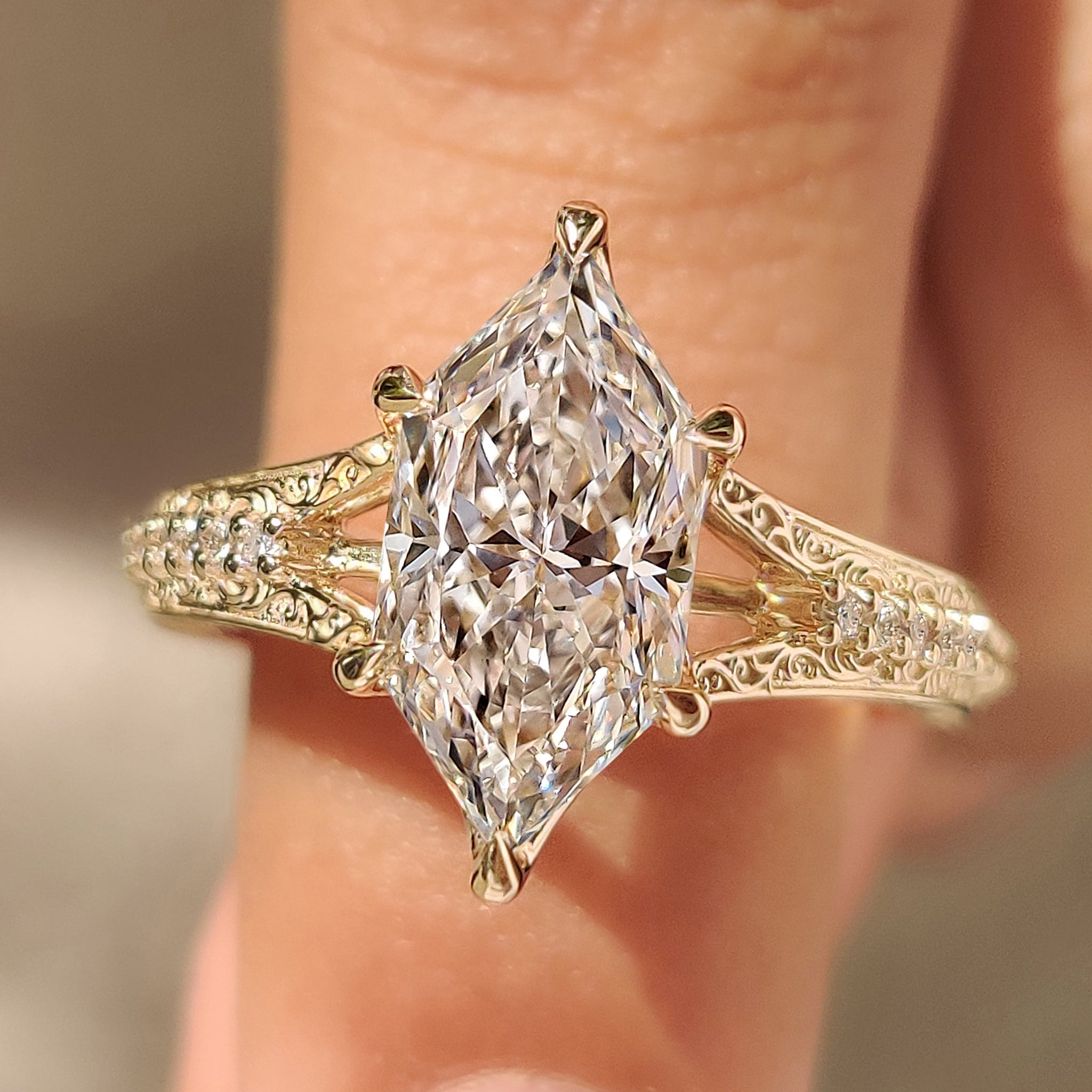 Art Deco Dutch Marquise Engagement Ring in Vintage Style Main image