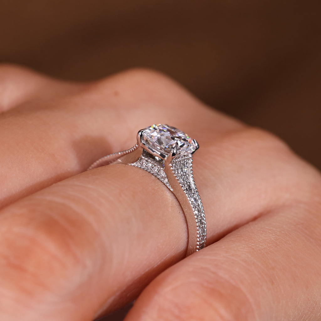 Round Diamond Engagement Ring with Round Diamonds Pave Setting