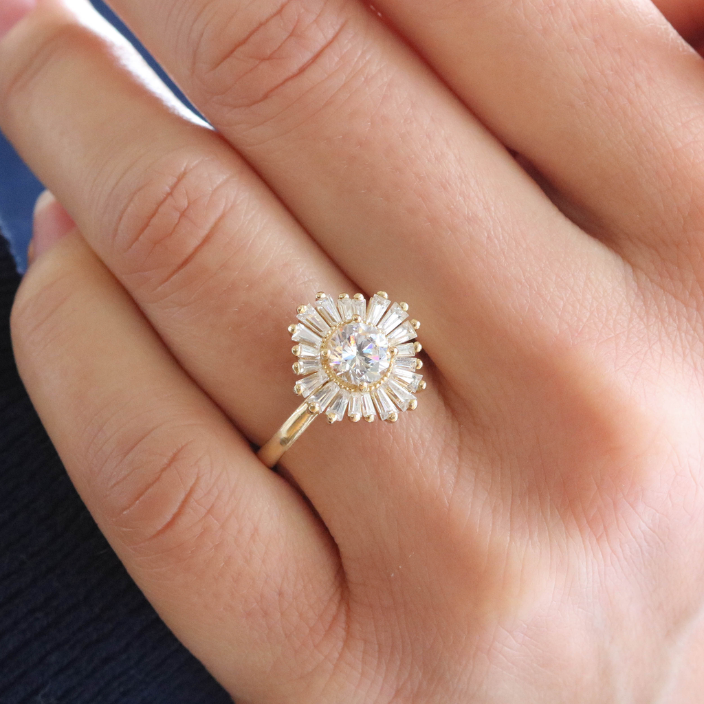 1.0 CT Round Cut Ballerina Style Moissanite Engagement Ring