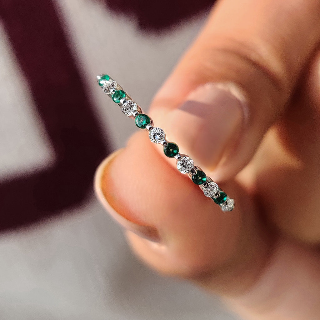Half Eternity Band with Round Cut Diamond and Emerald Gemstone