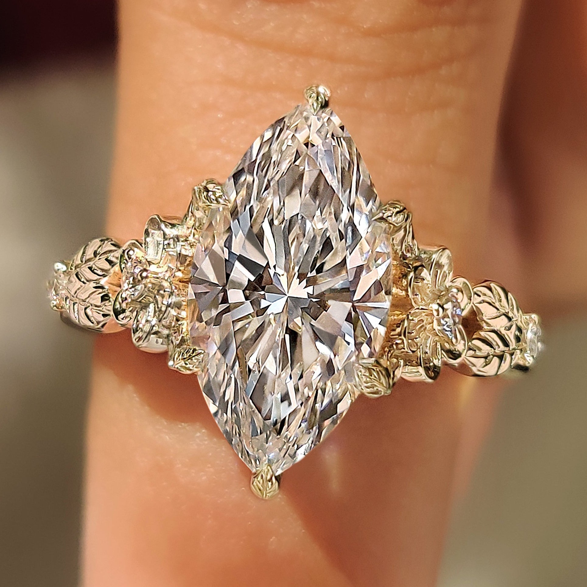 Flower Design Marquise Cut Diamond Ring In Vintage Style Main image