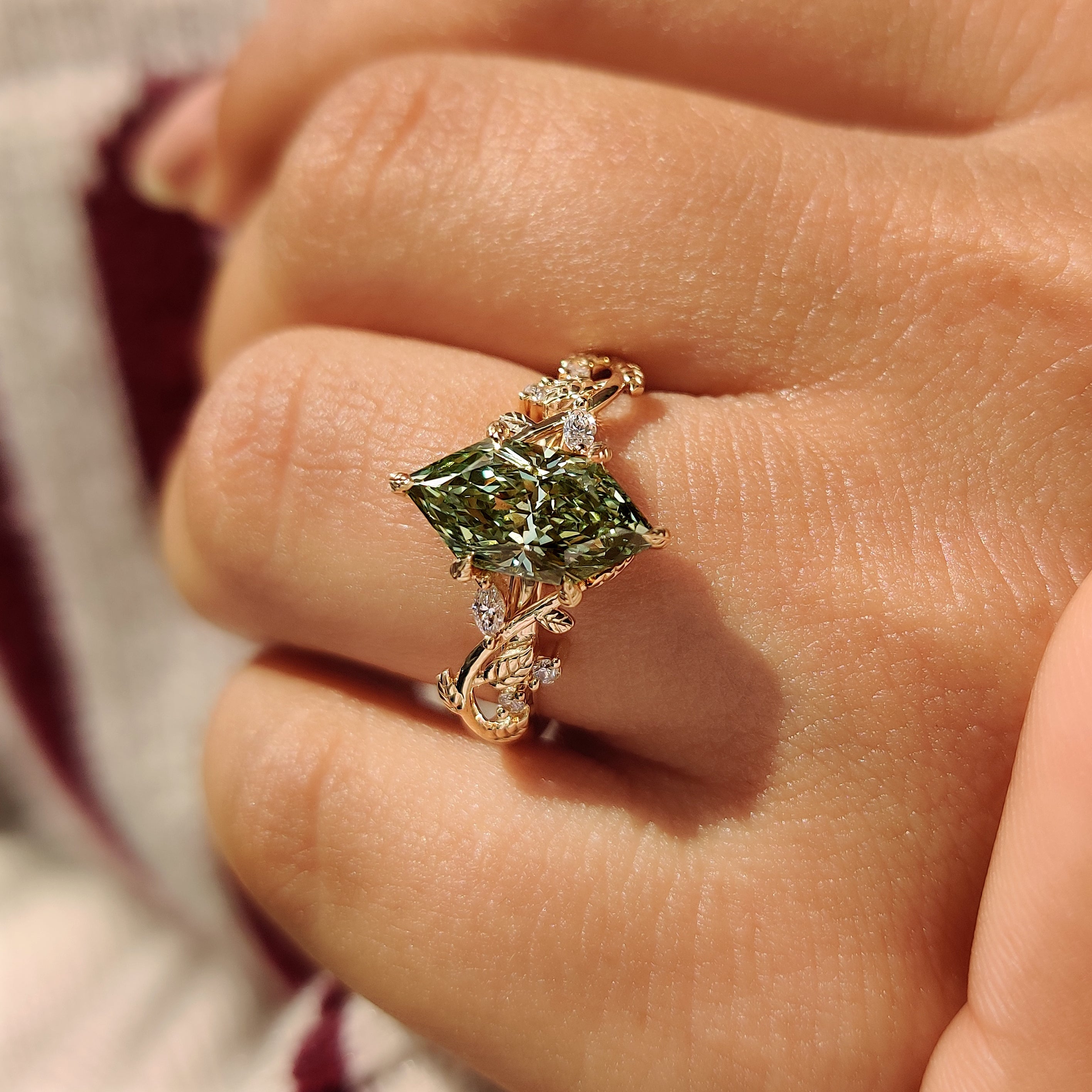 Green Dutch Marquise Engagement Ring in Leaf Details