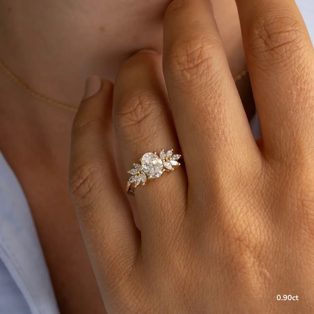 0.90 CT-2.0 CT Oval Moissanite Cluster Engagement Ring
