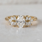 0.90 CT-2.0 CT Oval Moissanite Cluster Engagement Ring