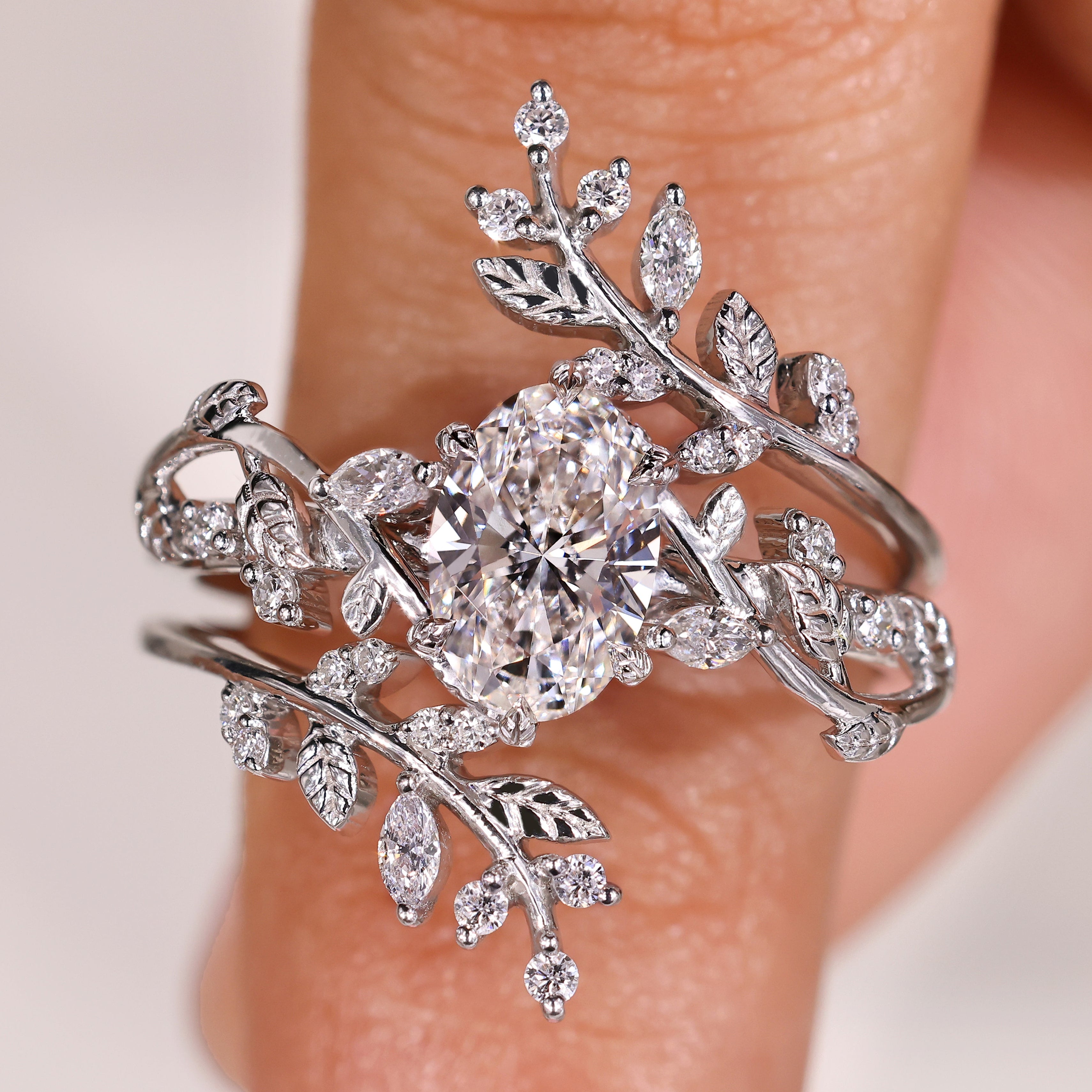 Oval Engagement Ring with Wedding Band in Nature Inspired Style Main image