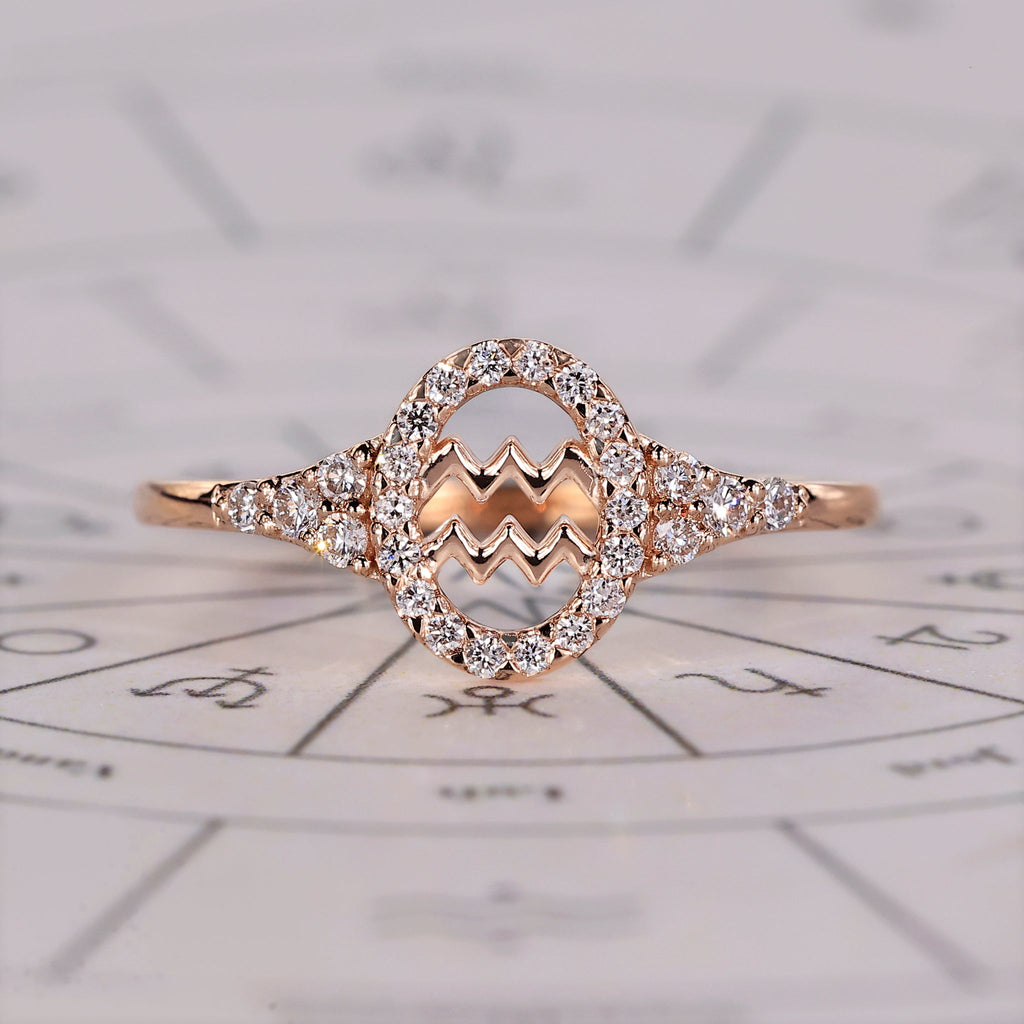 Aquarius Ring With Round Cut Side Stone