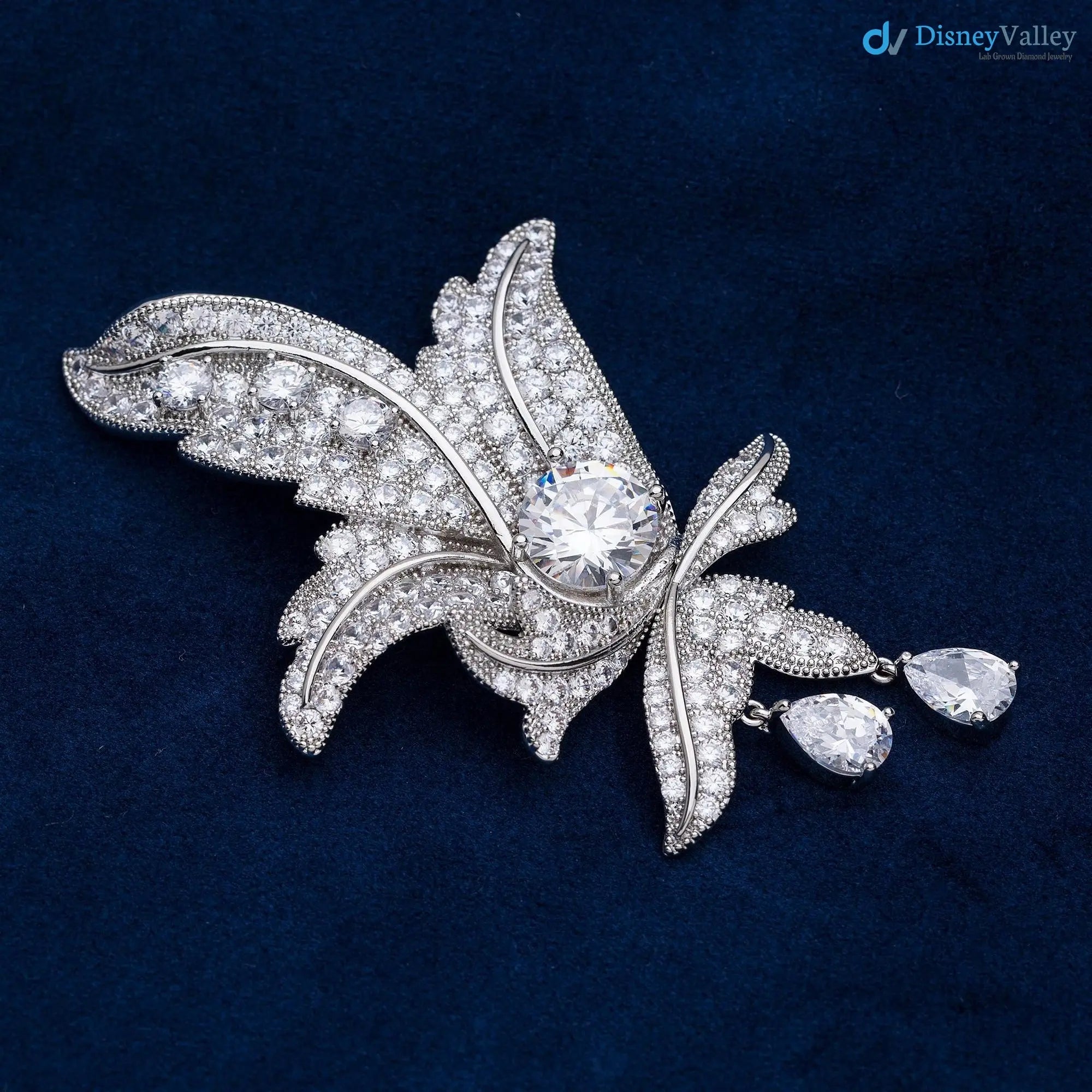 Princess Margaret’s Fleur-de-Lys Brooch Flora brooch,  antique brooch DisneyValley