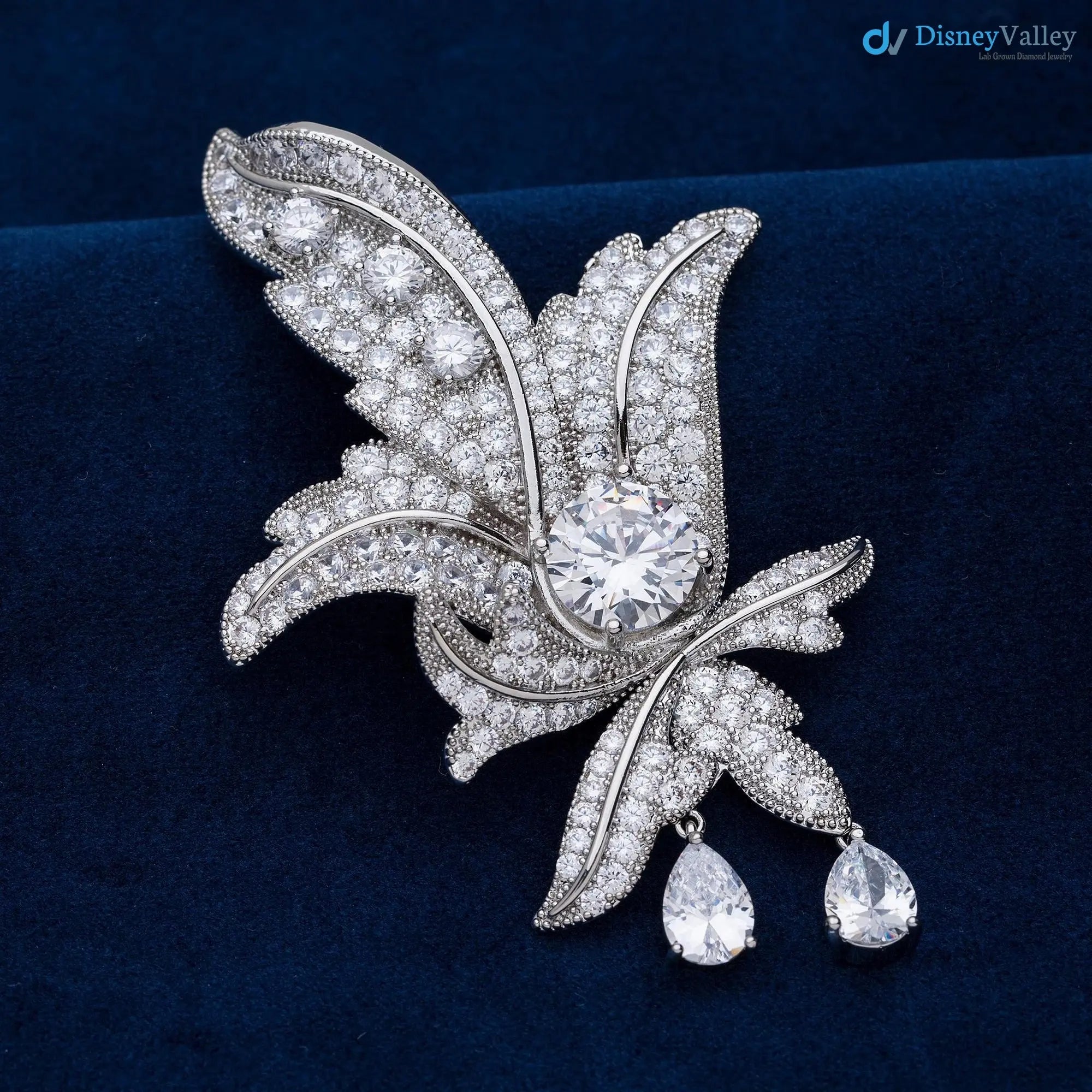 Princess Margaret’s Fleur-de-Lys Brooch Flora brooch,  antique brooch DisneyValley