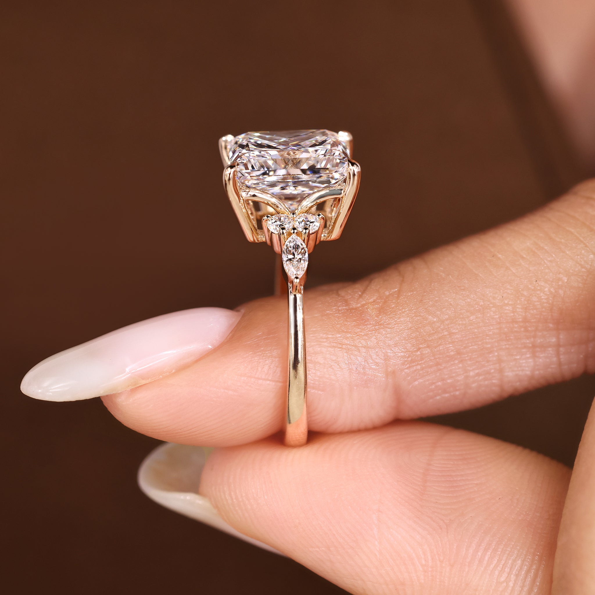 IGI Certified 5 - 7 Carat Princess Cut Diamond Ring in Muse Setting