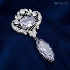 Queen Elizabeth’s EXCLUSIVE Cullinan VI and VIII Brooch Large diamond DisneyValley