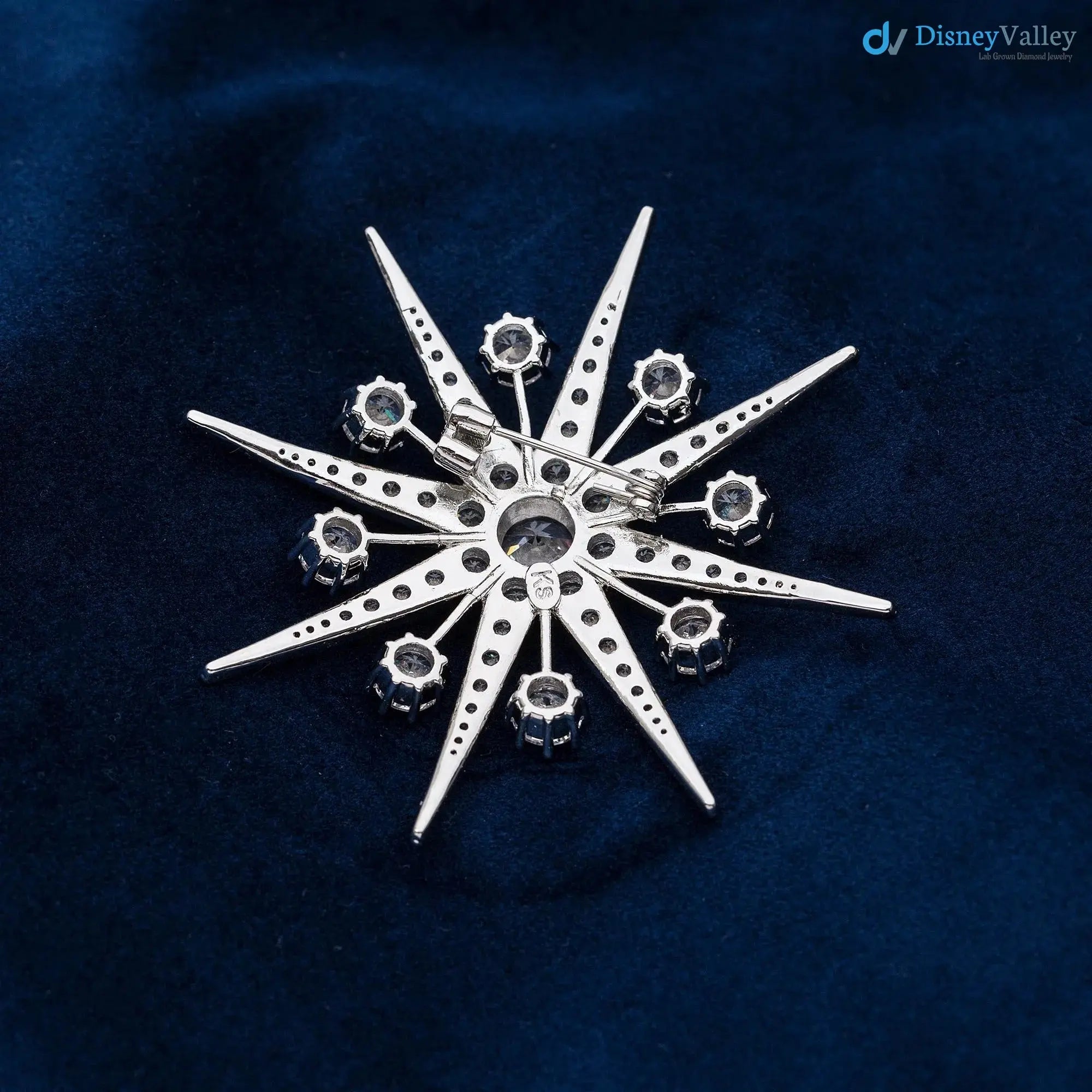 Queen Elizabeth’s Jardine Star Brooch diamond star brooch pin DisneyValley