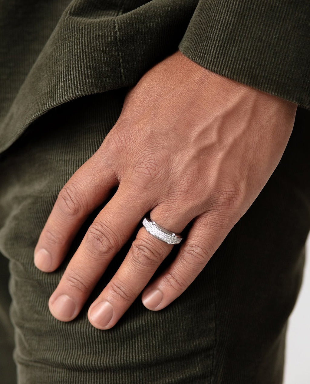CORTEZ Gold Ring with 1.00ct Diamonds