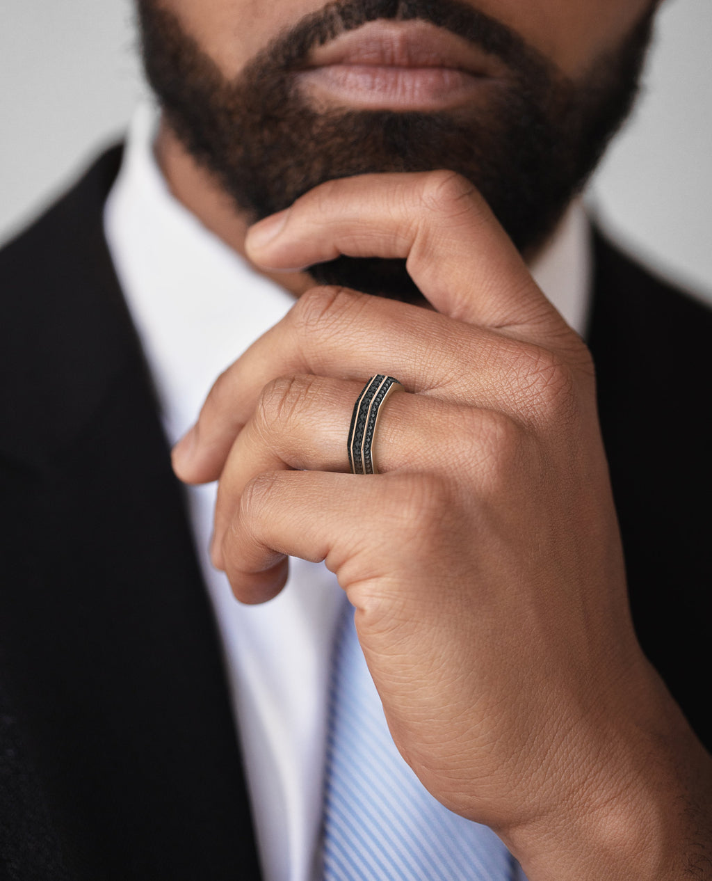 LINCOLN Gold Ring with 1.65ct Black Diamonds