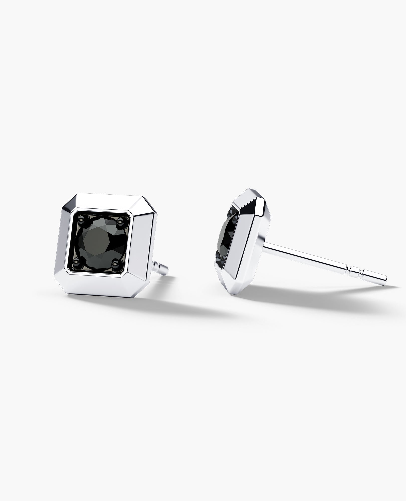 EDGE MINI Single Stud Earring with 0.25ct Black Diamond