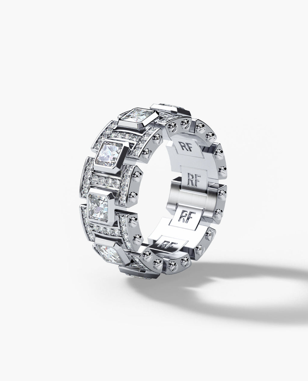 LA PAZ Gold Ring with 4.70ct Diamonds