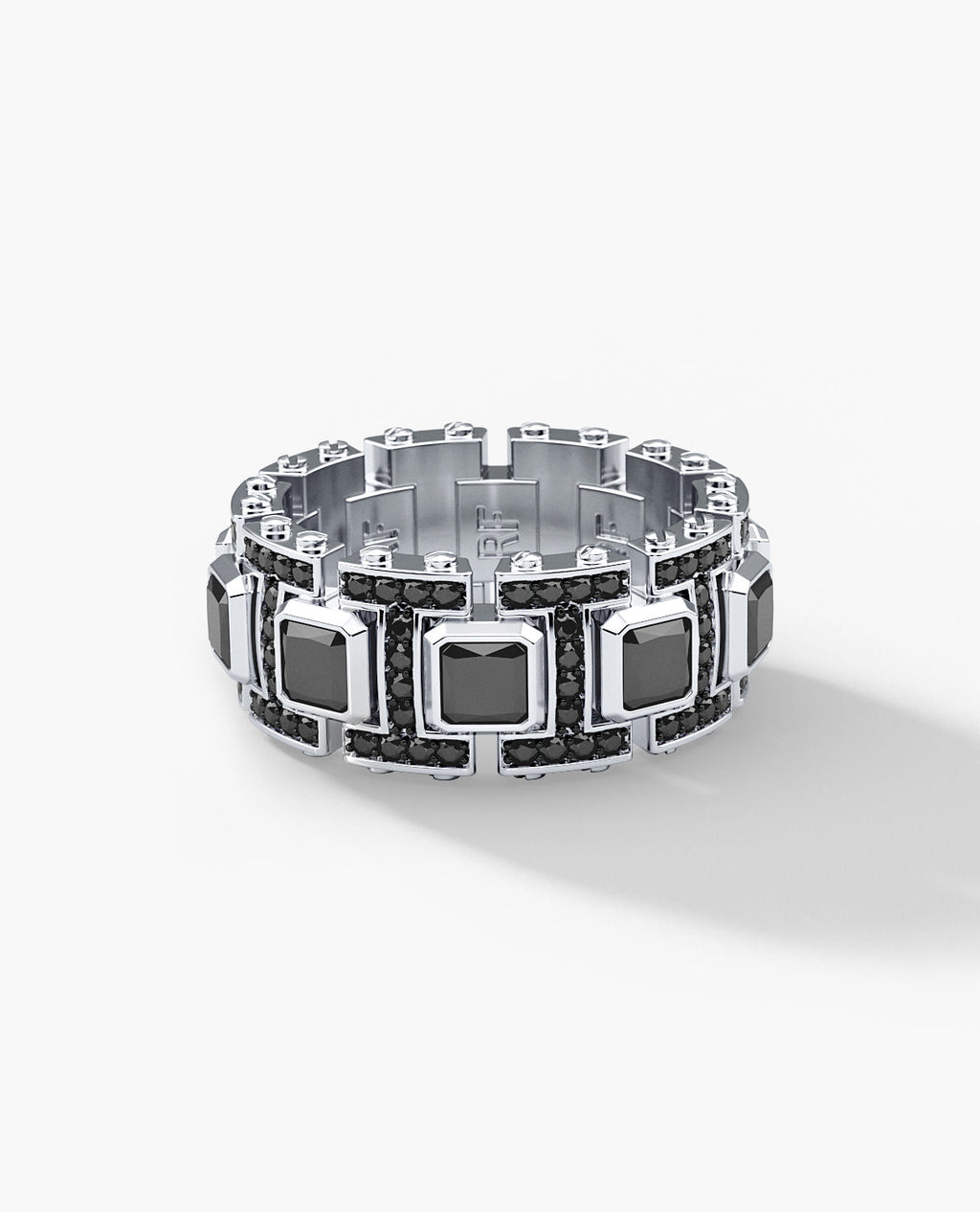 LA PAZ Gold Ring with 4.70ct Black Diamonds