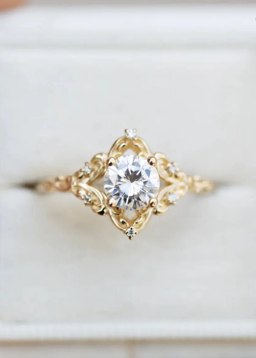 Round Cut lab grown with vintage style Engagement Ring - DisneyValley Main image