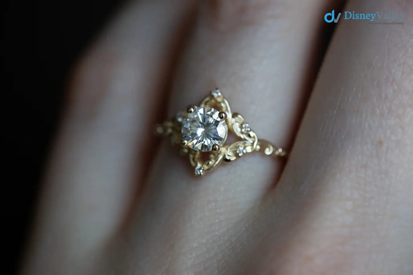 Round Cut lab grown with vintage style Engagement Ring - DisneyValley