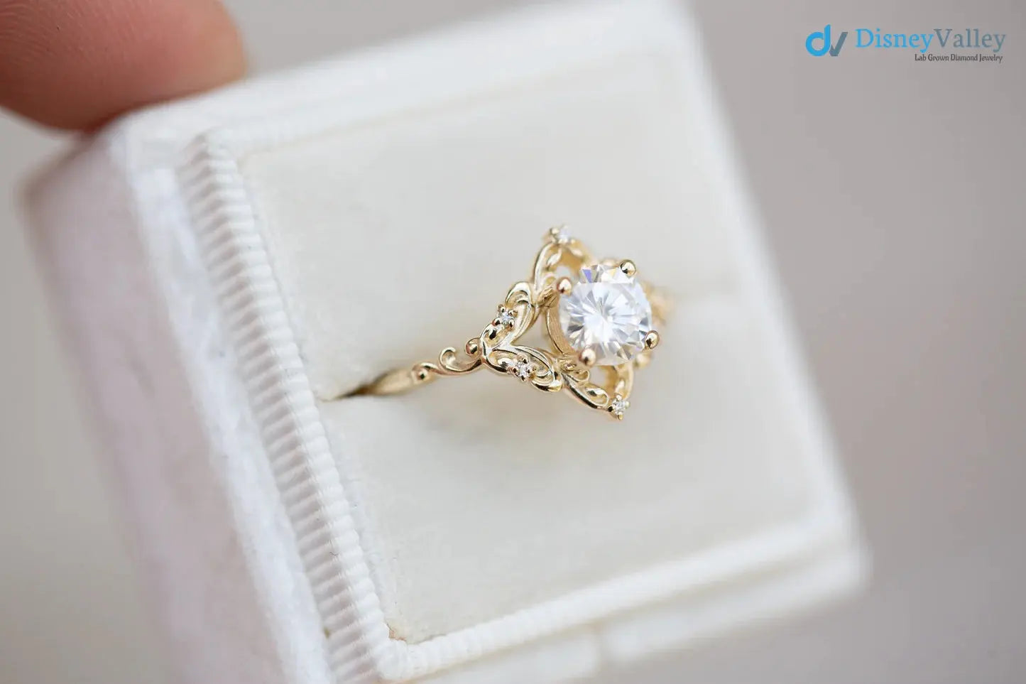 Round Cut lab grown with vintage style Engagement Ring - DisneyValley