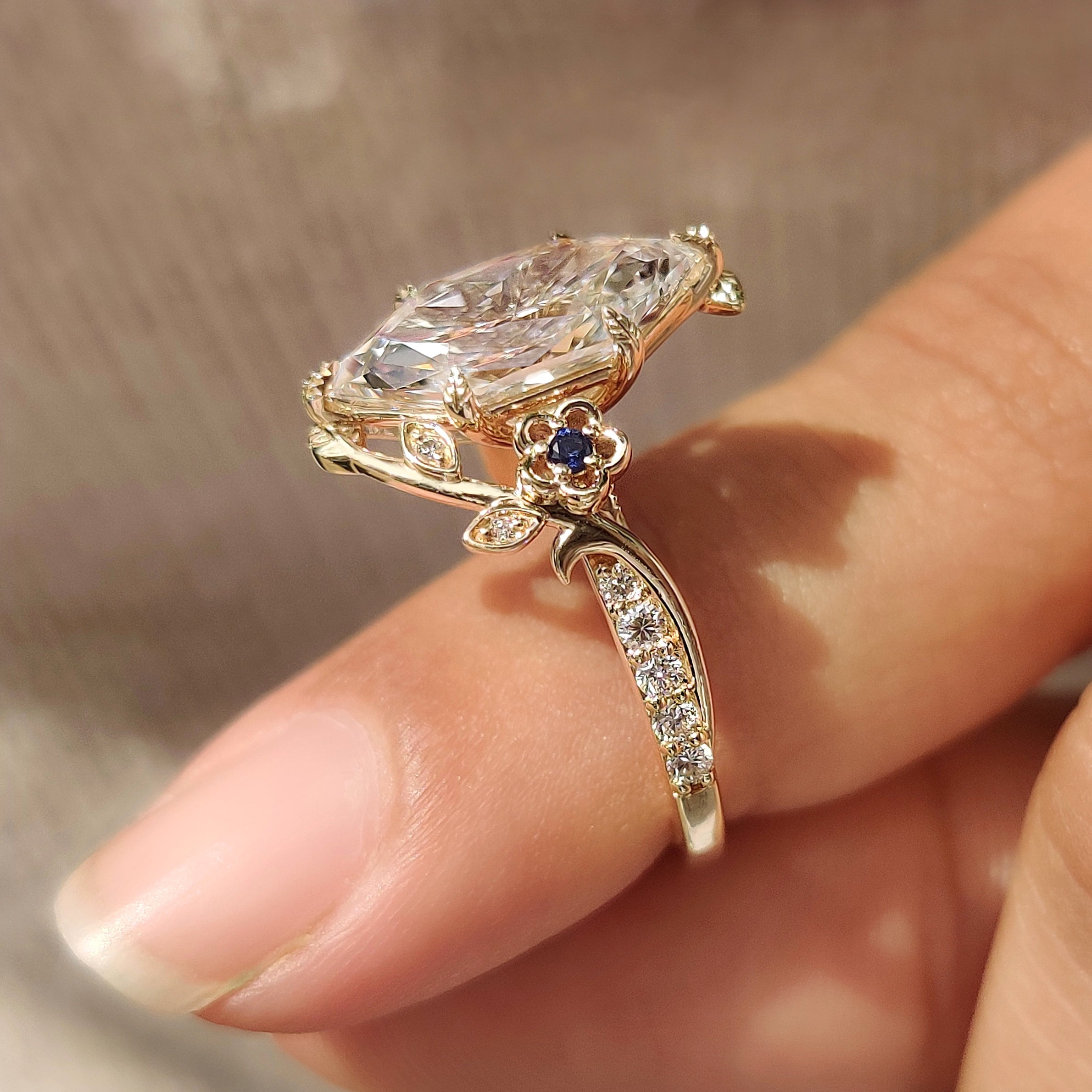 Dutch Marquise Ring with Leaf Style Prong