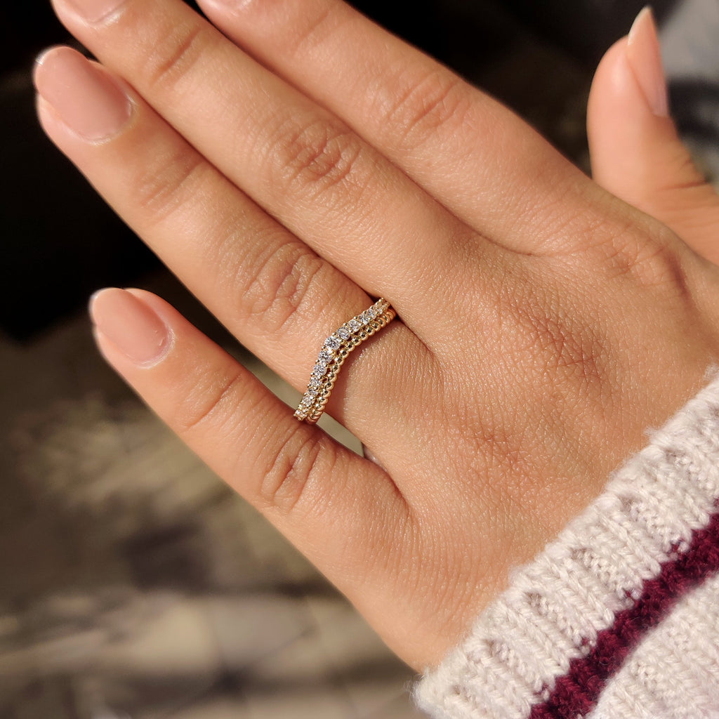 Round Diamond Curved Wedding Band with Double Row