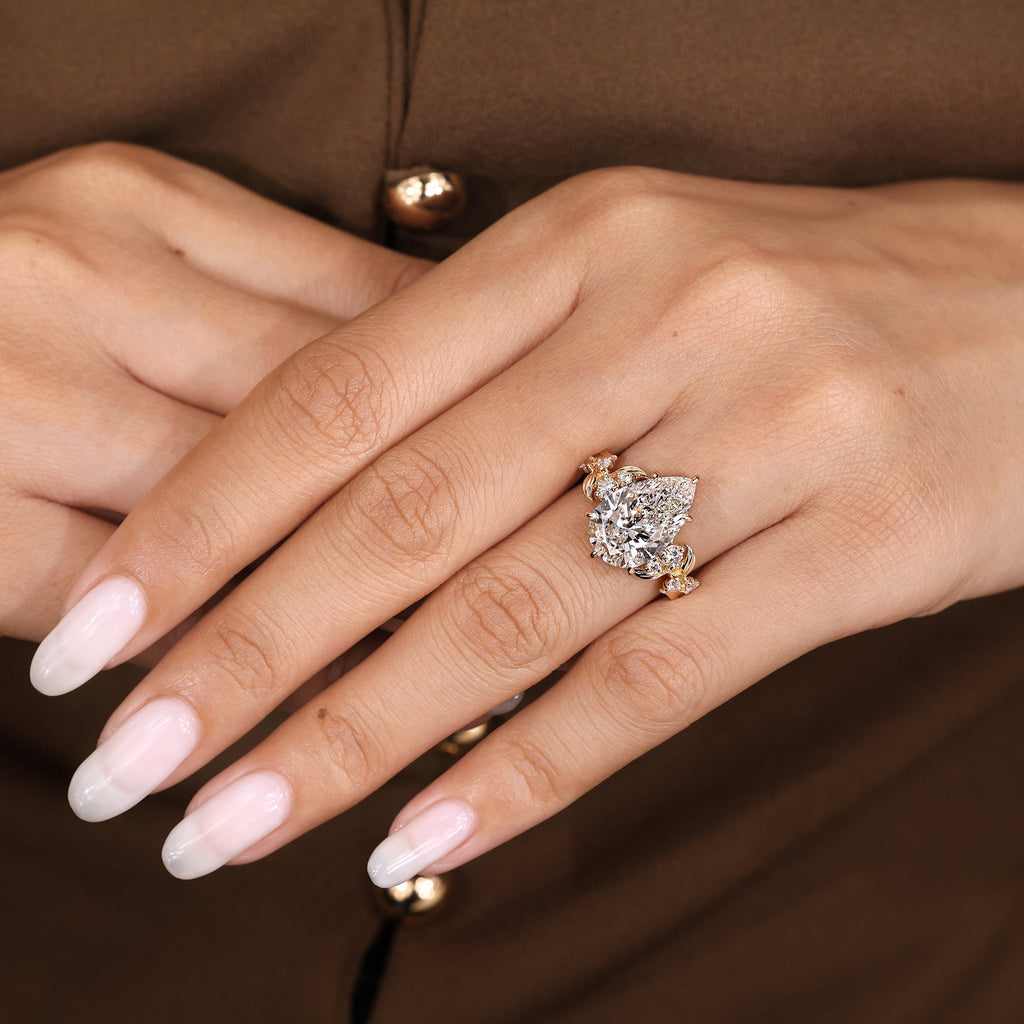 IGI certified 5 - 8 Carat Nature inspired Pear Shaped Diamond Ring
