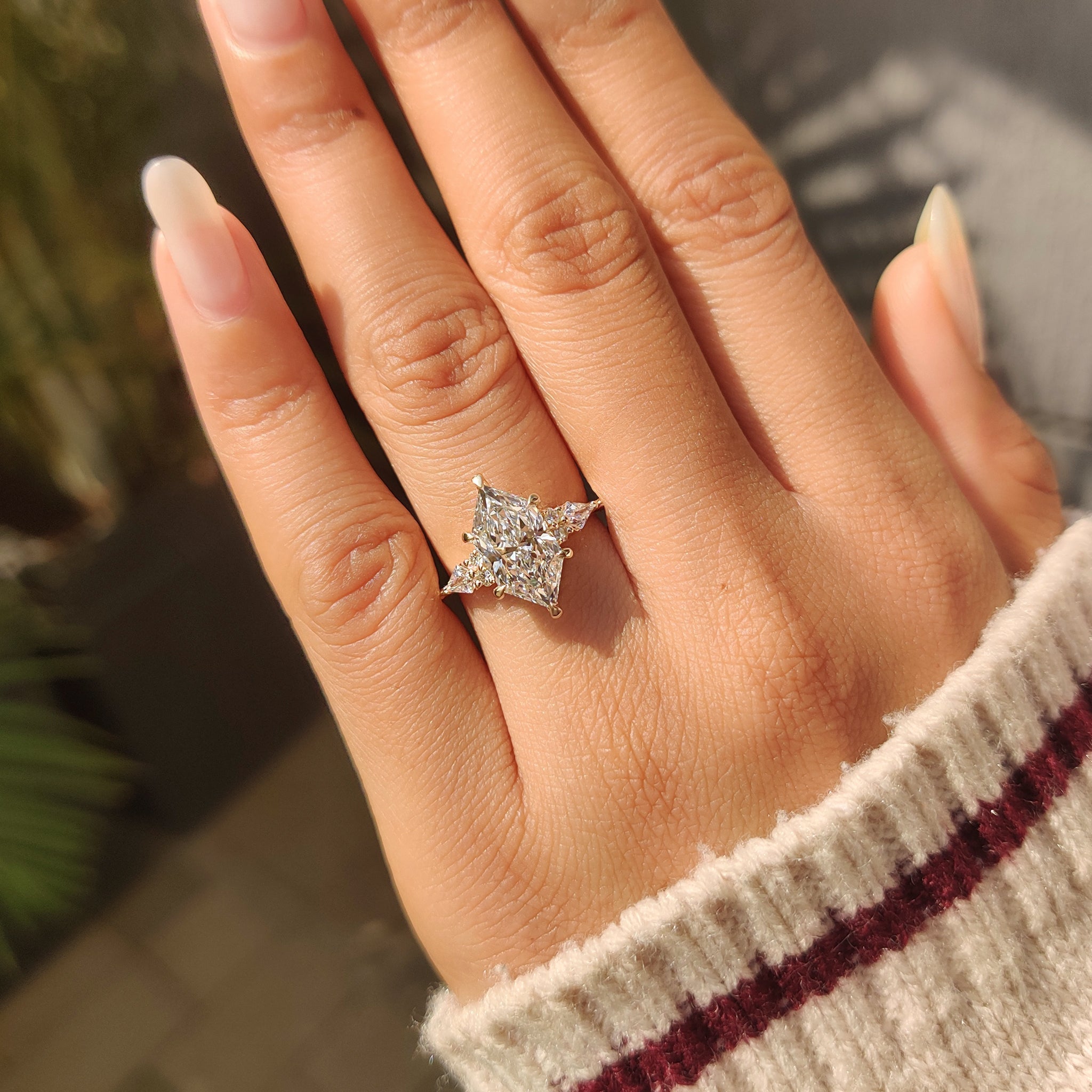 Dutch Marquise Ring with Kite and Round Side Stones